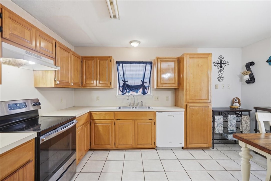 2618 Raintree Property Photo 9