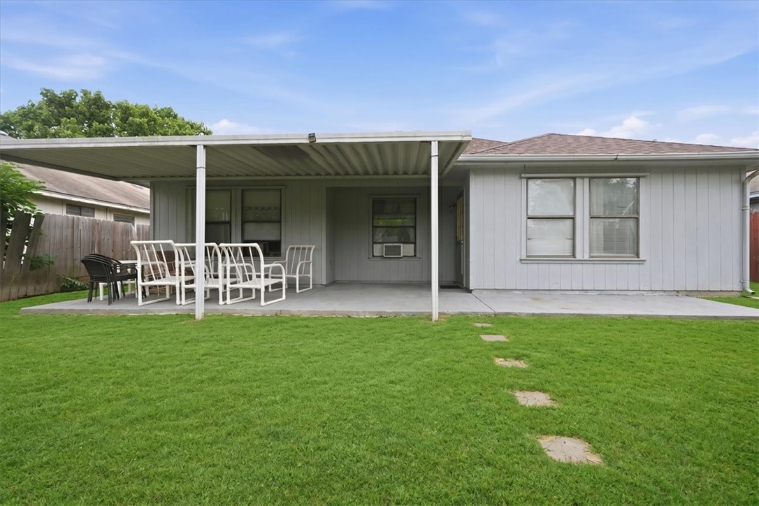 2618 Raintree Property Photo 17