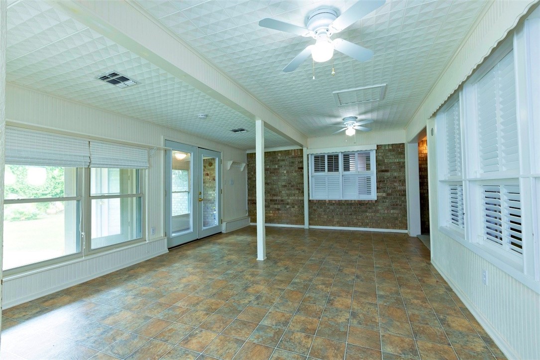 601 Poplar St Property Photo 19
