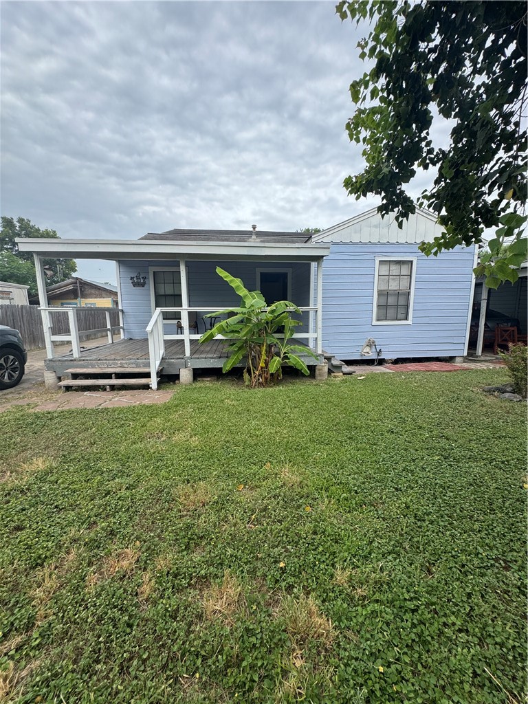428 Hiawatha St Property Photo 1