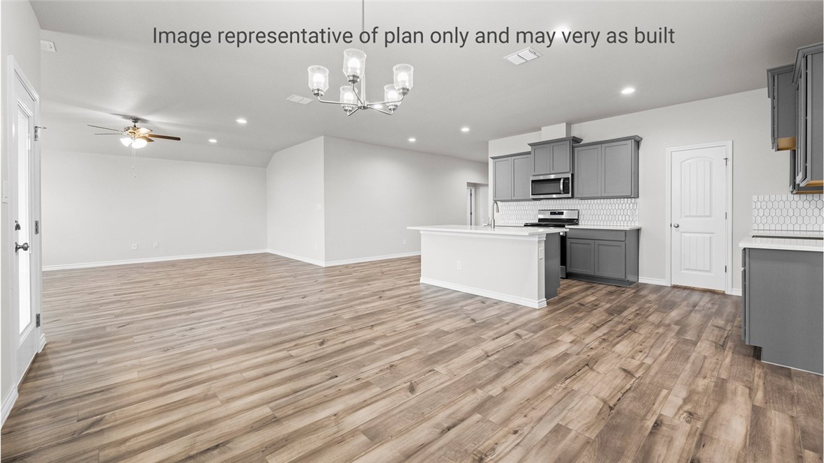 214 Aquamarine Cr Property Photo 8
