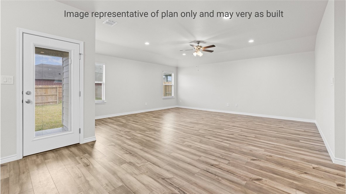 214 Aquamarine Cr Property Photo 13