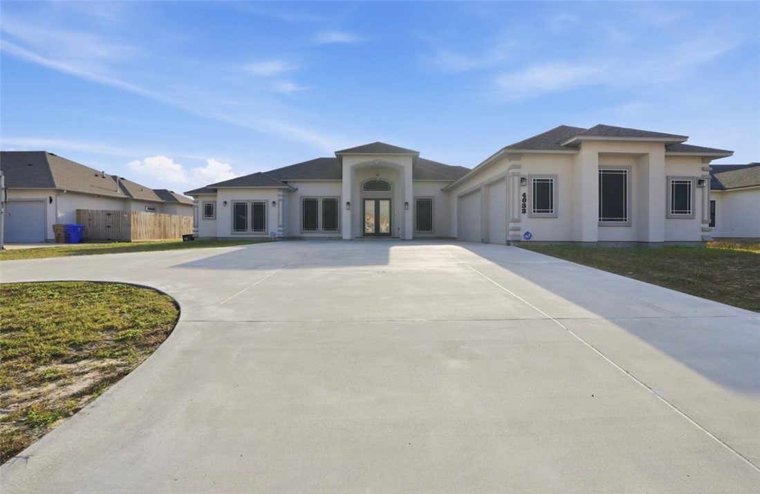 4033 Ranch Lake Dr Property Photo 2