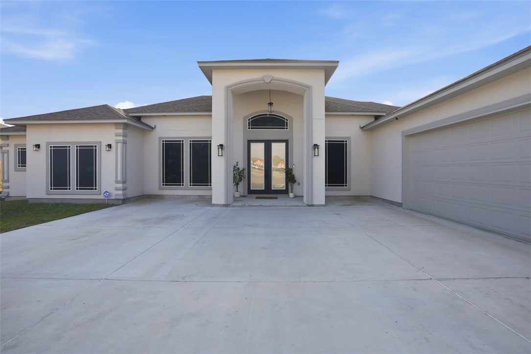 4033 Ranch Lake Dr Property Photo 3