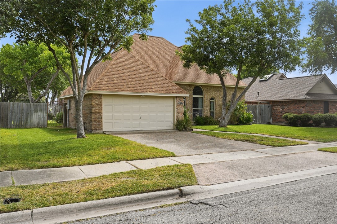 2345 Willow Dr Property Photo 2