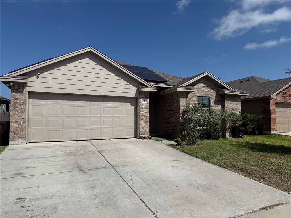 7513 Loyd Neal Dr Property Photo 1
