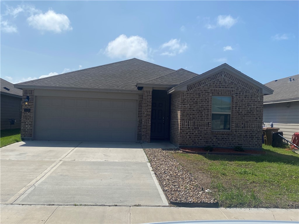 2329 Sky Crest Dr Property Photo 1