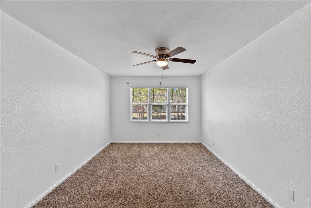4906 Waltham Dr Property Photo 14