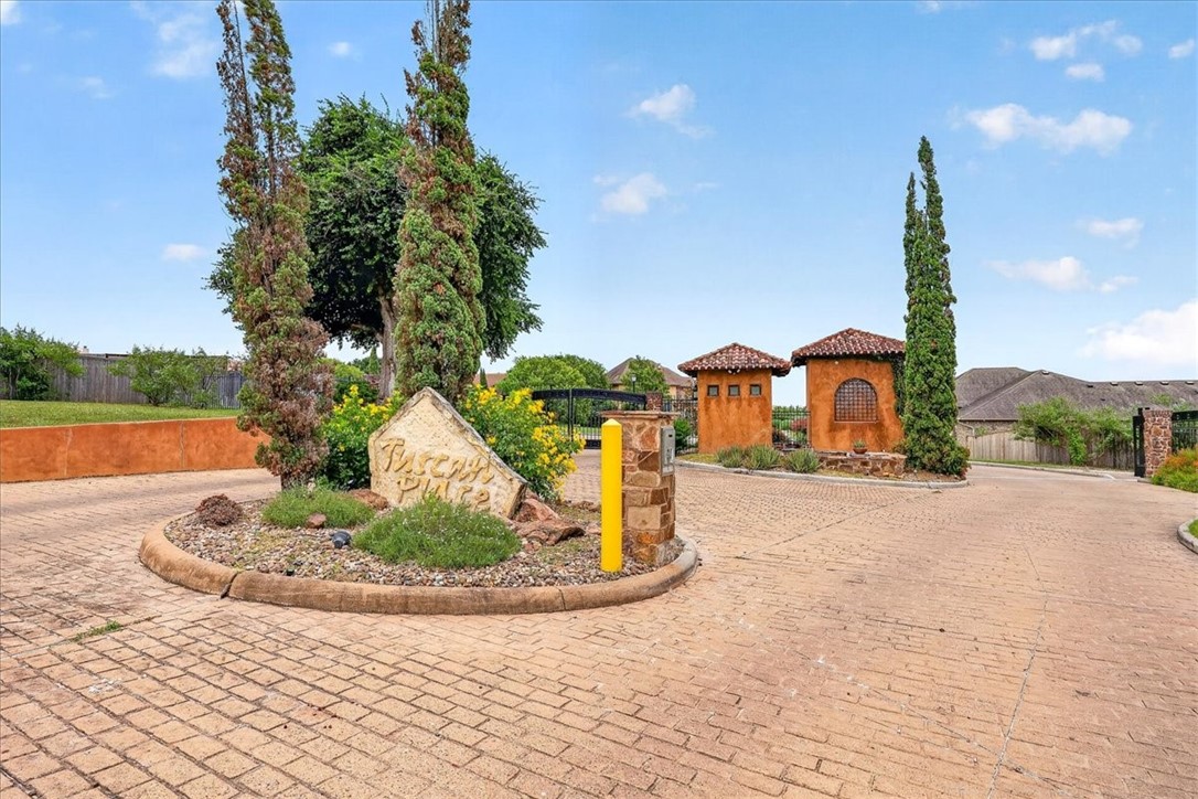 15341 Chianti Property Photo 38