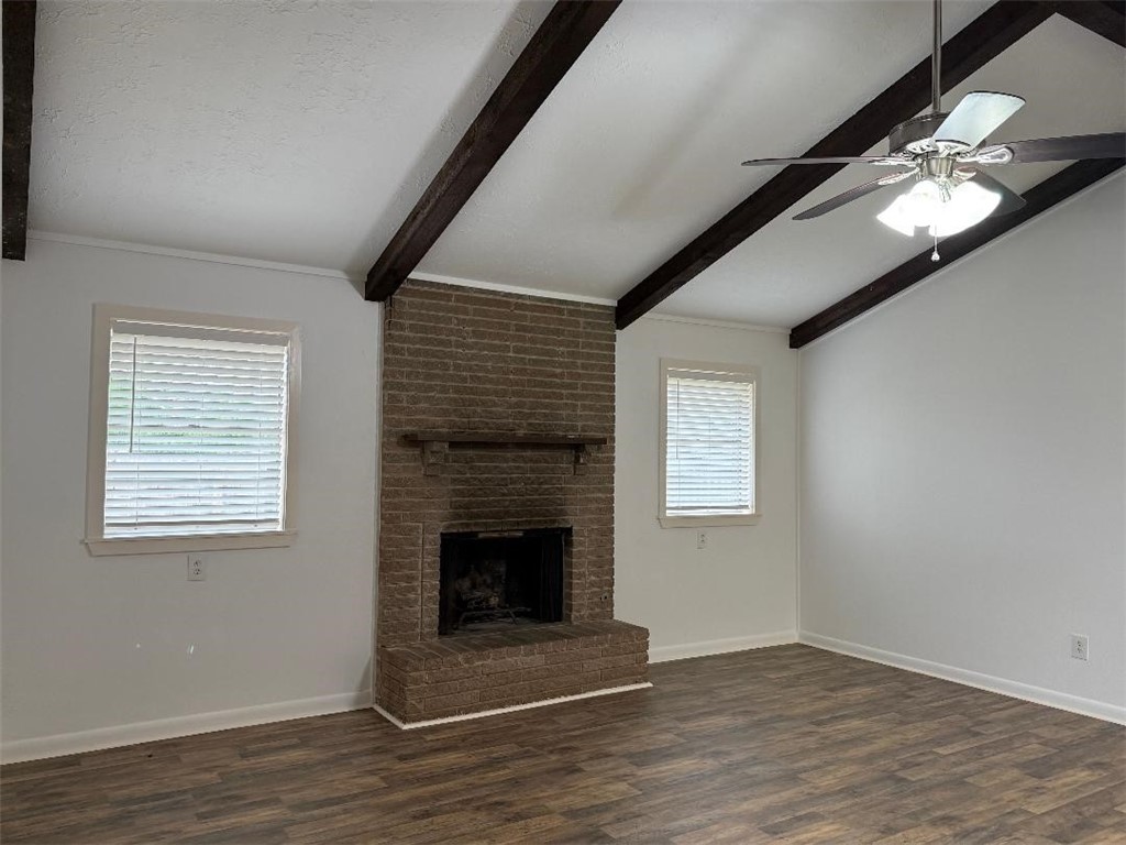 205 Santa Monica St Property Photo 10