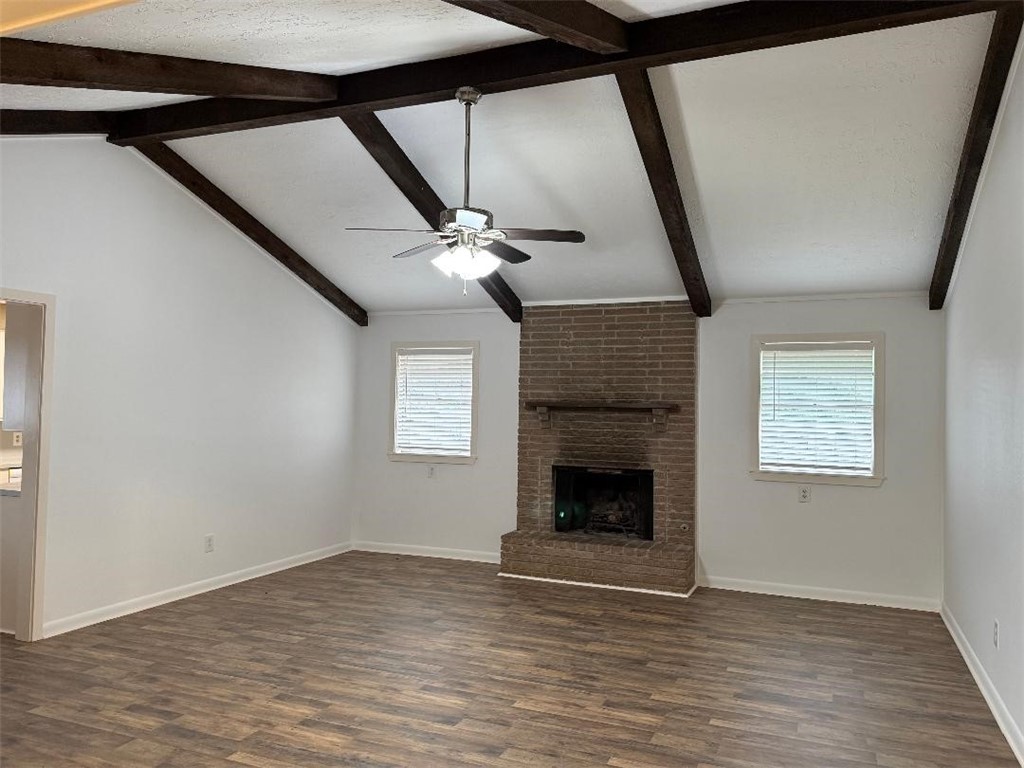 205 Santa Monica St Property Photo 11