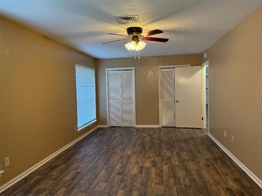 205 Santa Monica St Property Photo 15