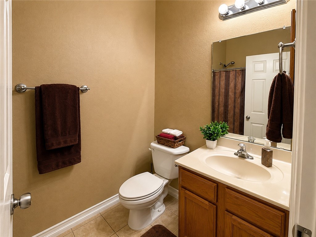 2021 Overland Trl Property Photo 19