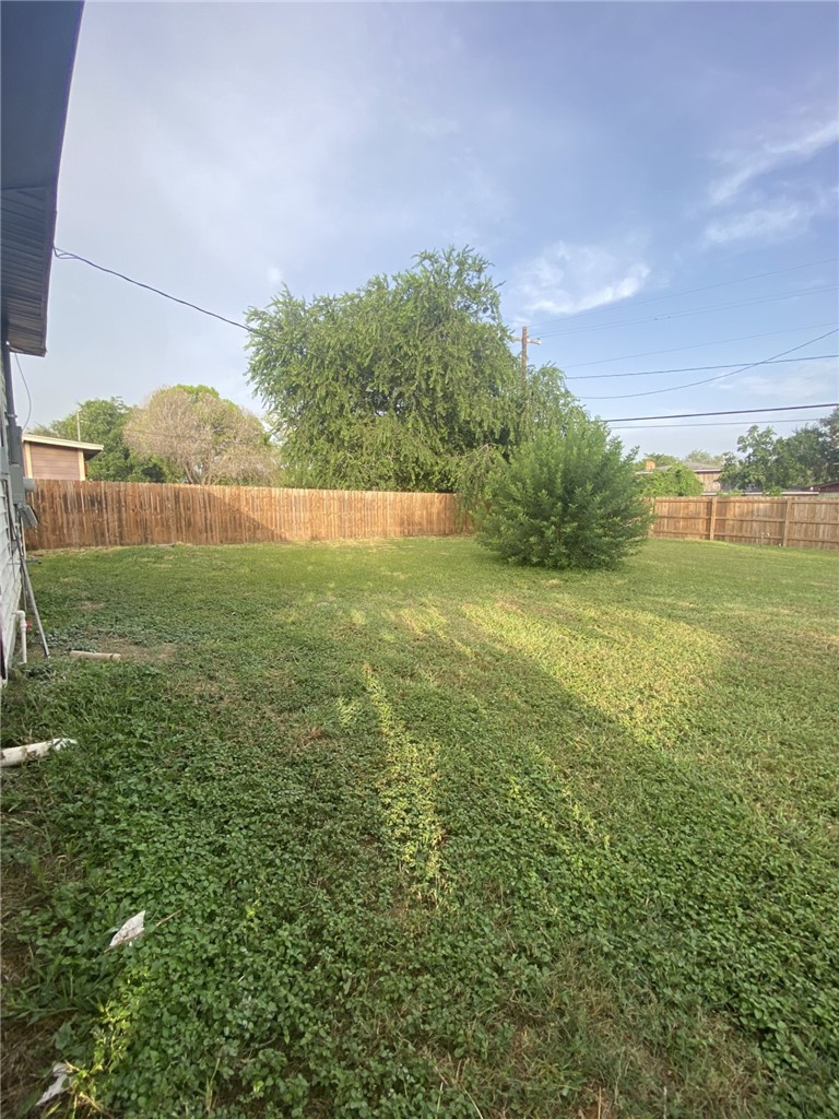 1204 Rose Dr Property Photo 27