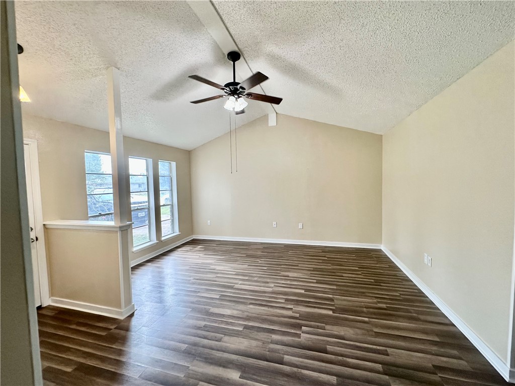 1410 Hesse St Property Photo 3