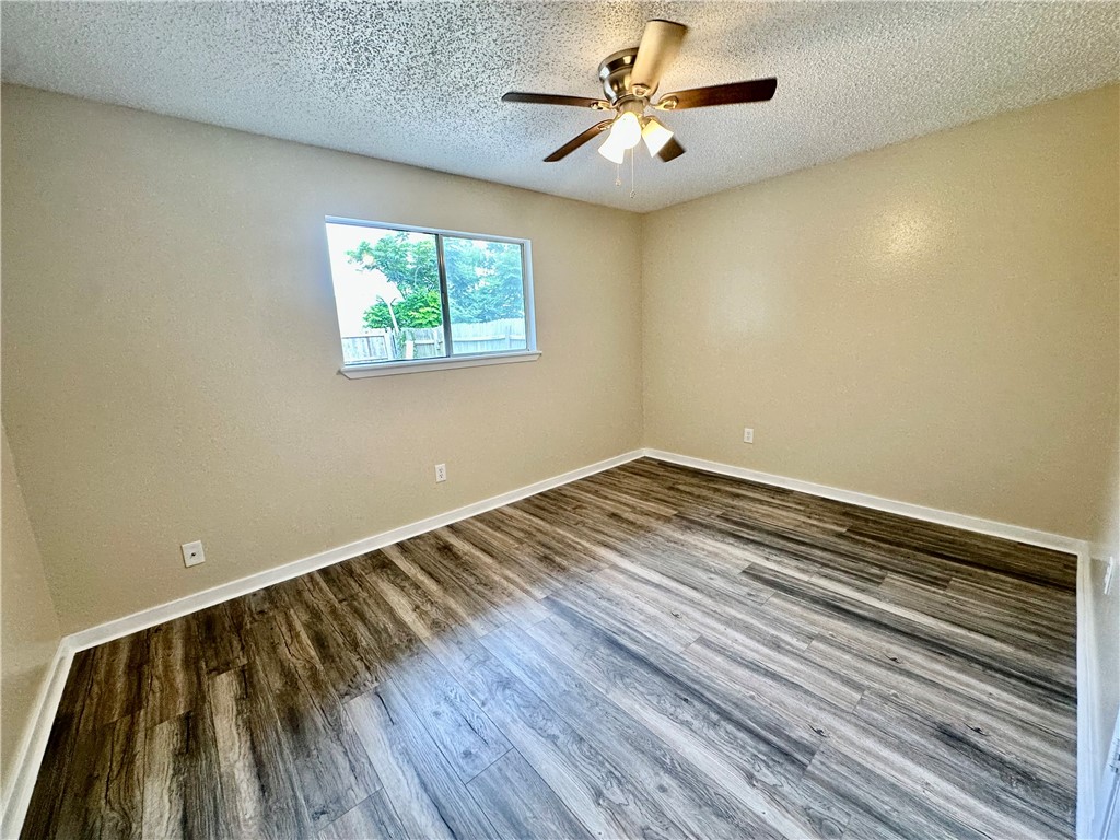 1410 Hesse St Property Photo 8
