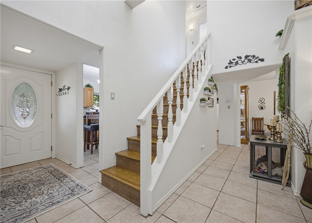 2222 Post Oak Dr Property Photo 2