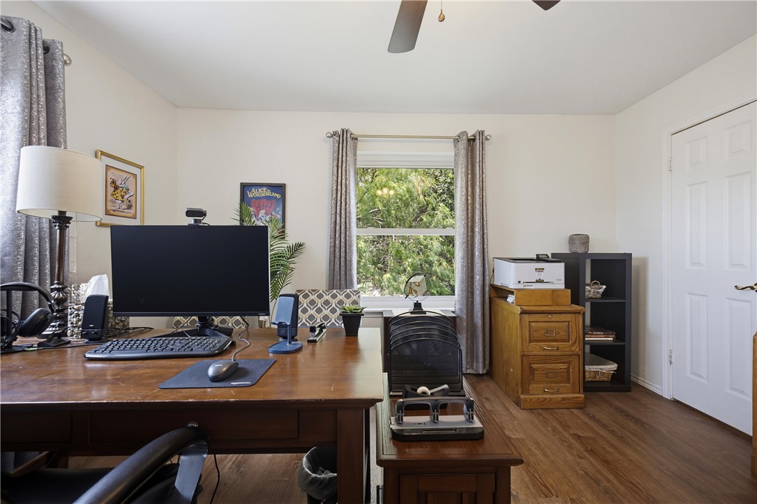 2222 Post Oak Dr Property Photo 30