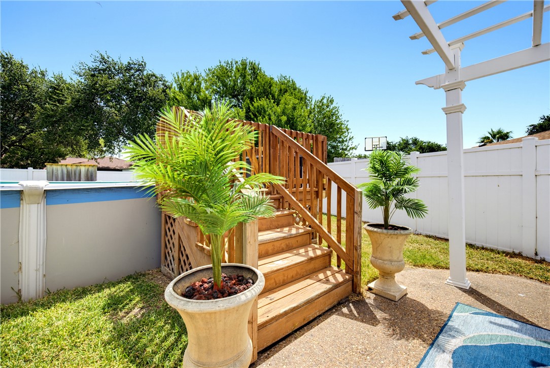 2222 Post Oak Dr Property Photo 35