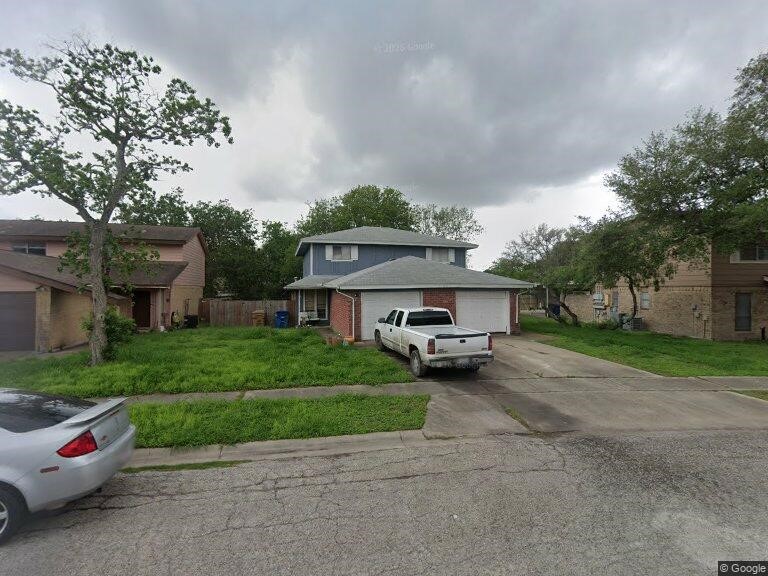 11661b Flatrock Crossing Property Photo 1