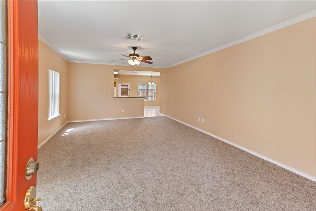 6518 Purplewing Dr Property Photo 3