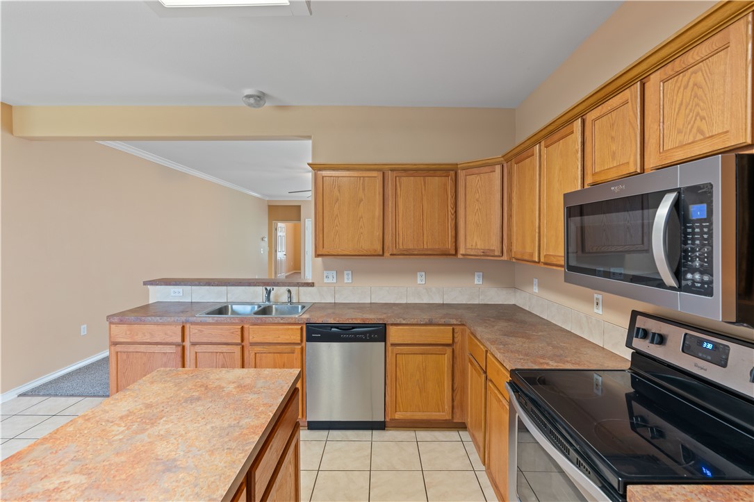 6518 Purplewing Dr Property Photo 10