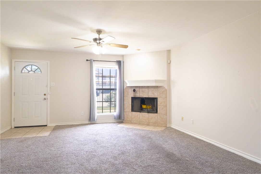 14435 Compass St C Property Photo 3