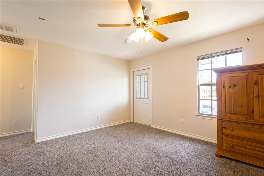 14435 Compass St C Property Photo 14