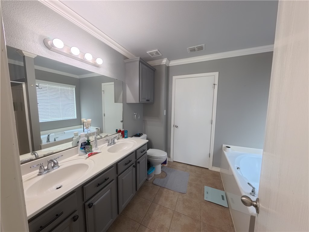 3805 Los Arroyos Dr Property Photo 12