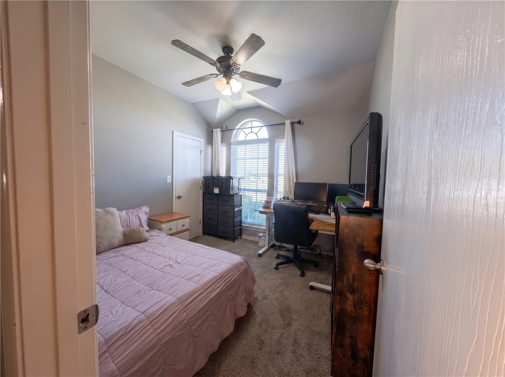 3805 Los Arroyos Dr Property Photo 14