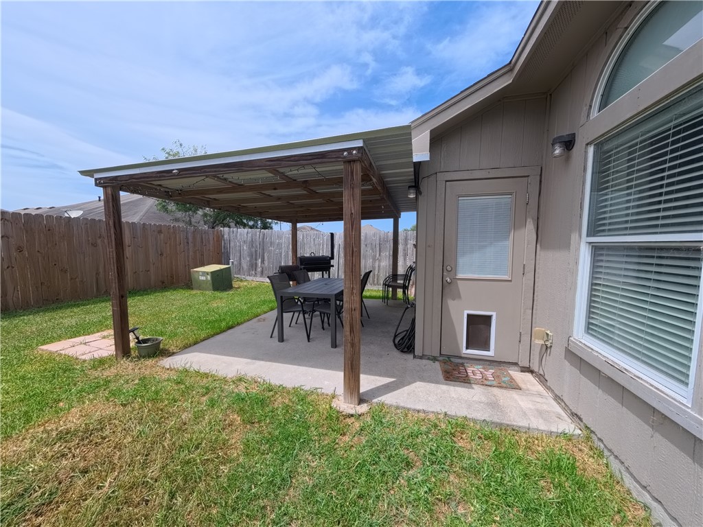 3805 Los Arroyos Dr Property Photo 19