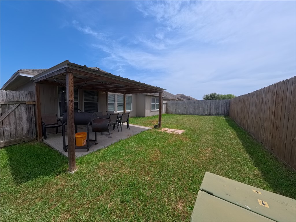 3805 Los Arroyos Dr Property Photo 20