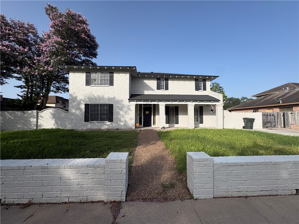 5313 River Oaks Dr Property Photo 1