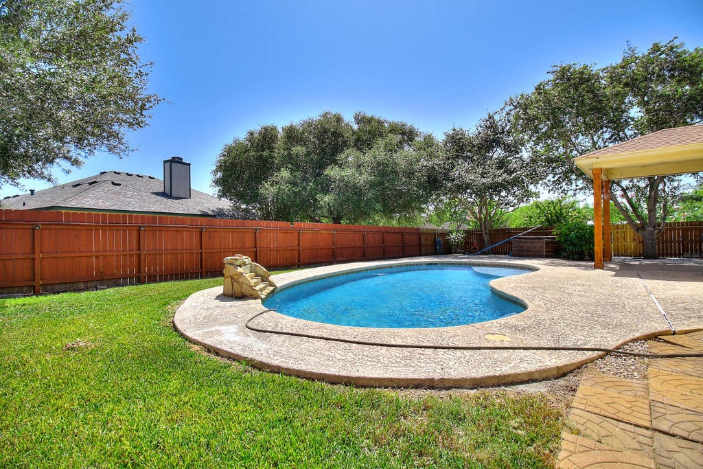 5101 Cavendish Dr Property Photo 39