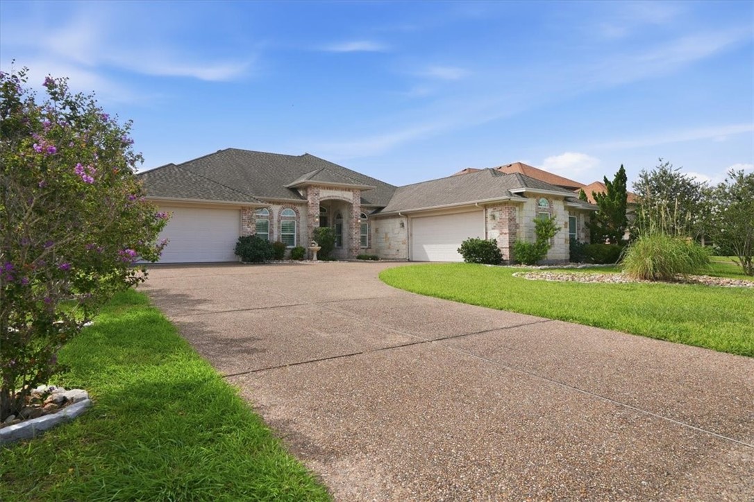 7614 Loire Blvd Property Photo 1