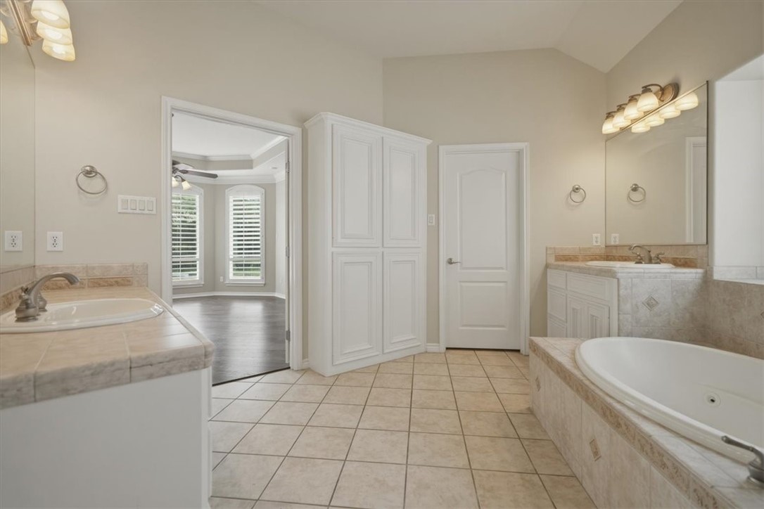 7614 Loire Blvd Property Photo 19