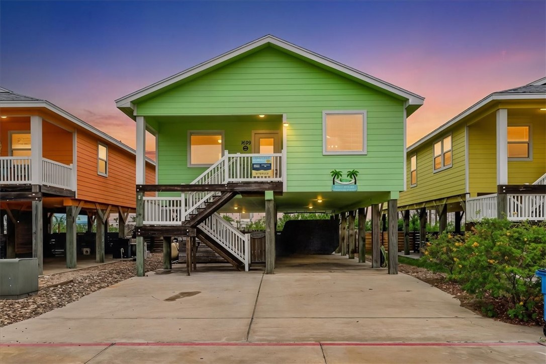 1698 Fishermans Cove Property Photo 1