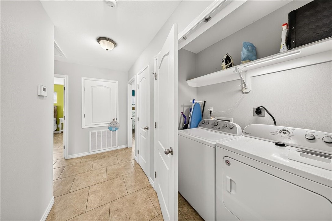 1698 Fishermans Cove Property Photo 25