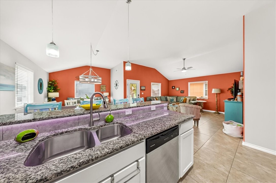 1698 Fishermans Cove Property Photo 26