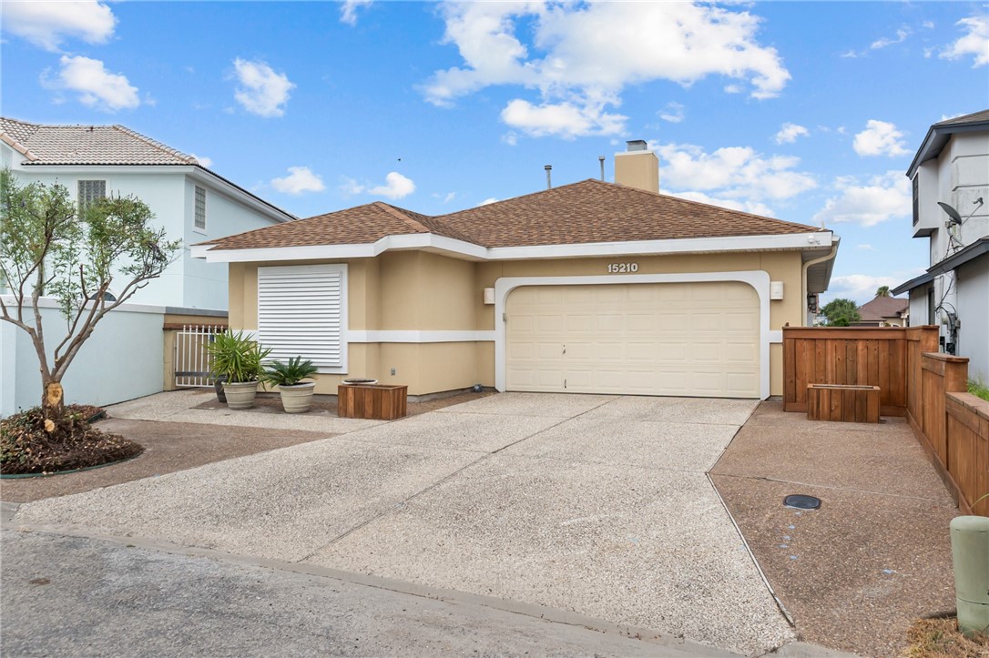 15210 Isla Pinta Ct Property Photo 3