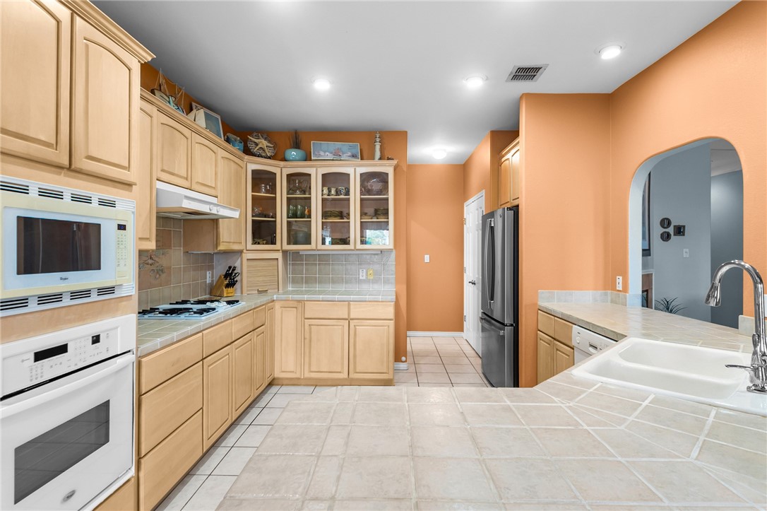 15210 Isla Pinta Ct Property Photo 9