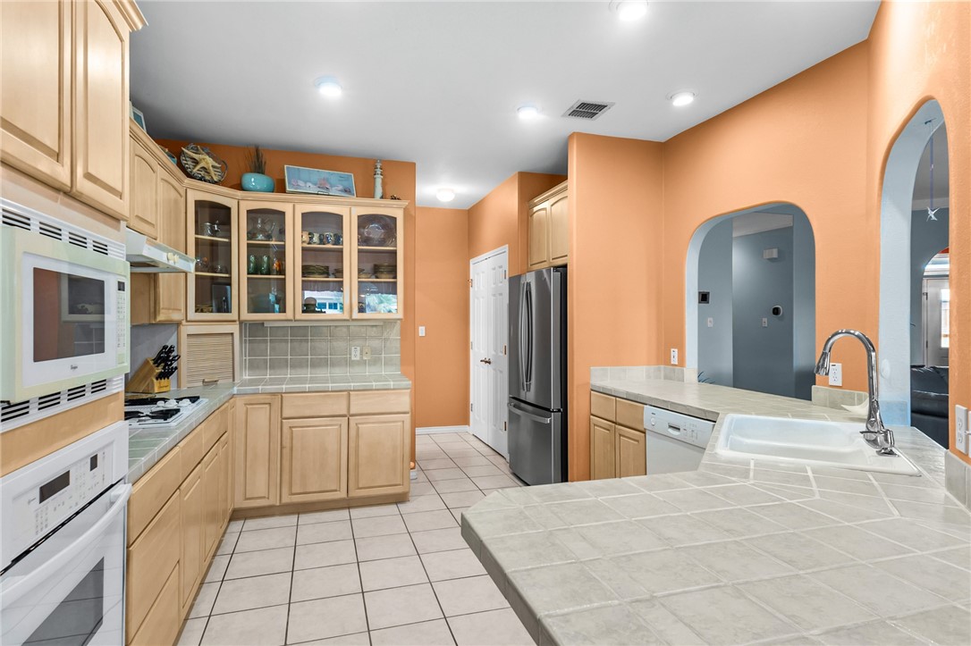 15210 Isla Pinta Ct Property Photo 10