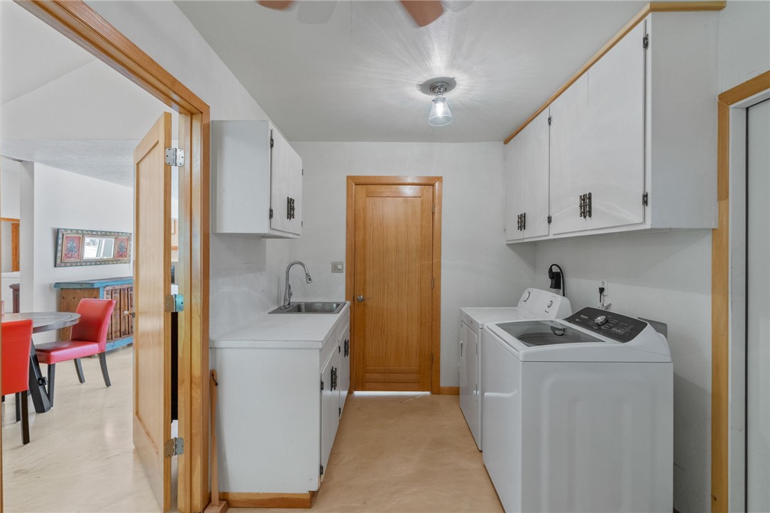 1904 Helen St Property Photo 33