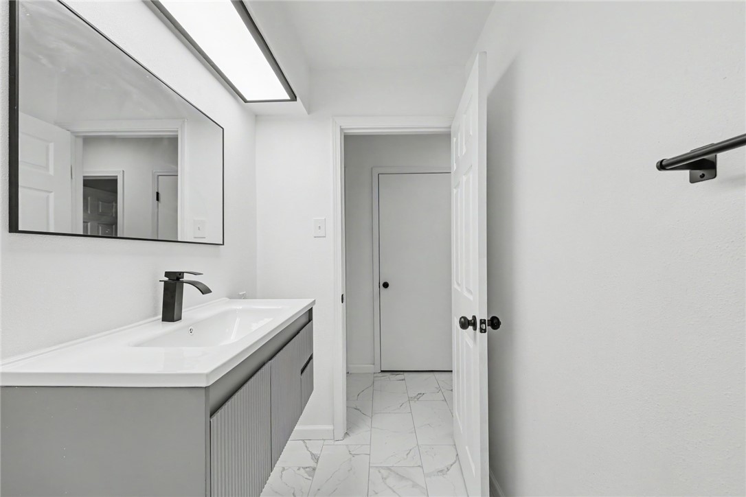 4329 Marie St Property Photo 13