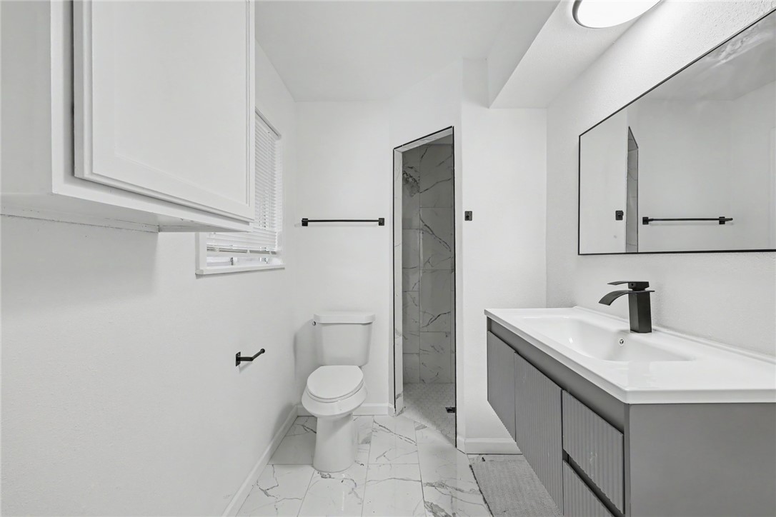 4329 Marie St Property Photo 18