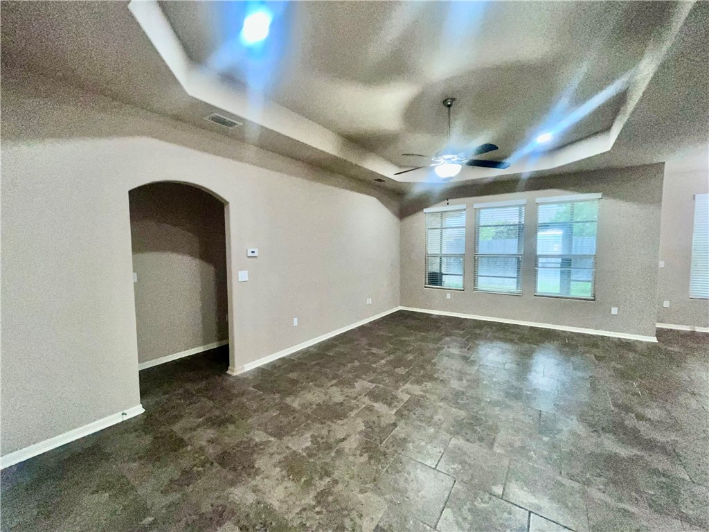 2113 Anacua St Property Photo 10