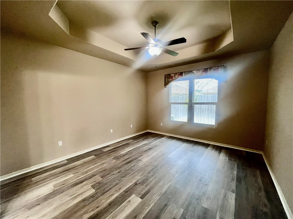 2113 Anacua St Property Photo 13
