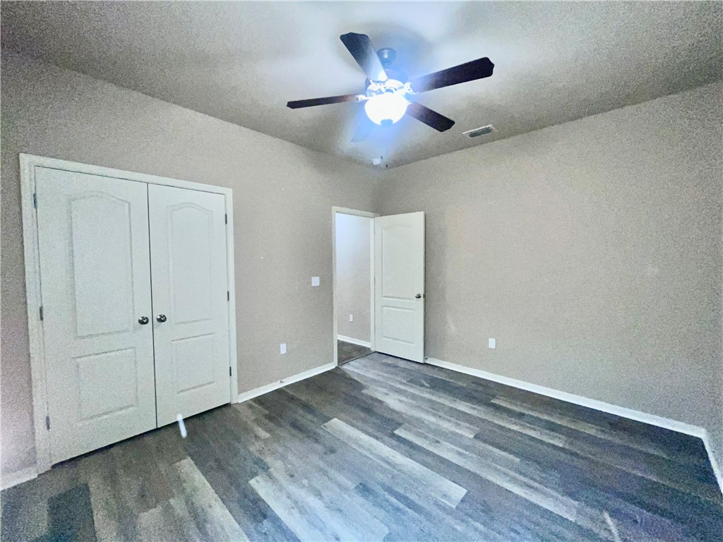 2113 Anacua St Property Photo 17