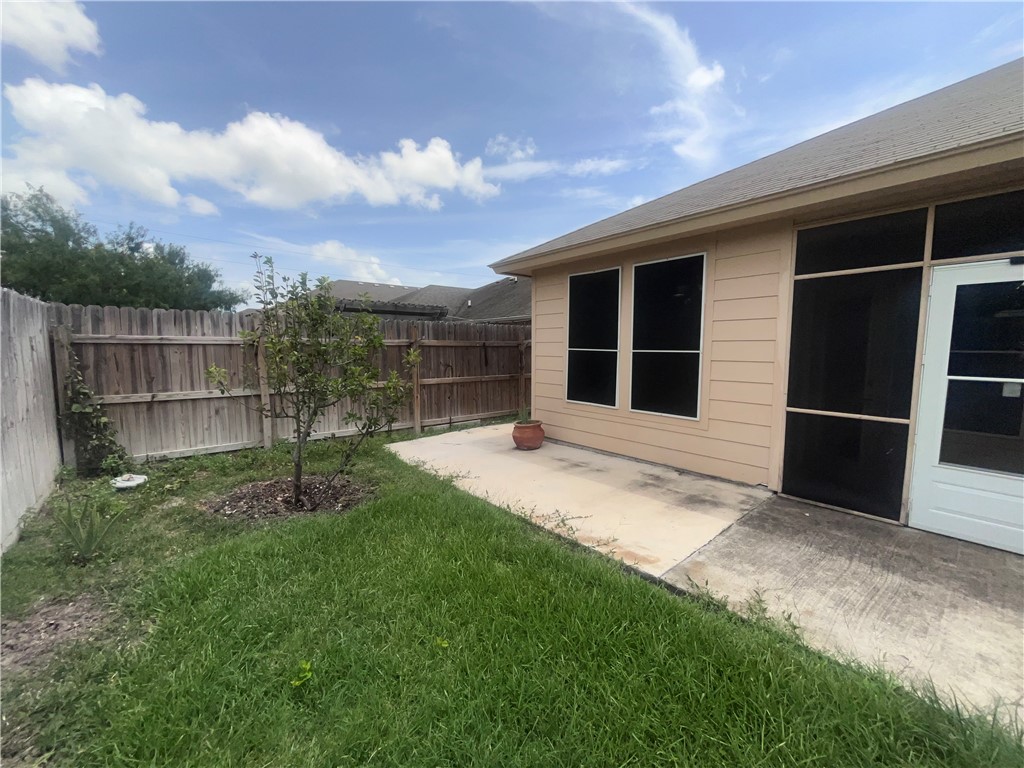 2113 Anacua St Property Photo 20