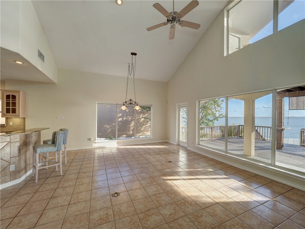 1343 W Bayview Dr Property Photo 11
